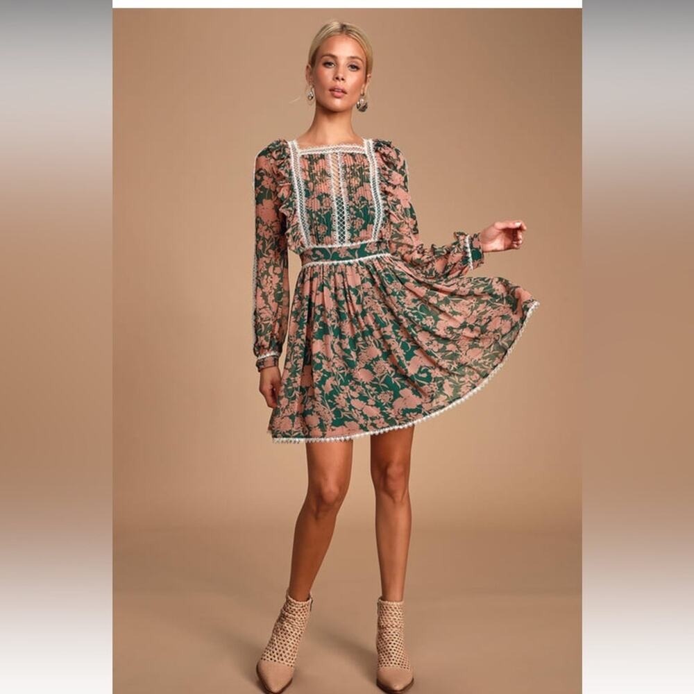 Jovonna London Tatlana pink and green chiffon long sleeved  dress med